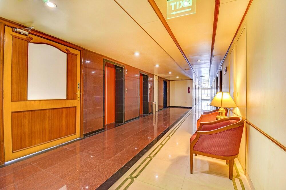 פונה The President Hotel Shivajinagar מראה חיצוני תמונה