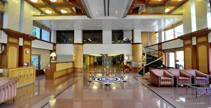 פונה The President Hotel Shivajinagar מראה חיצוני תמונה