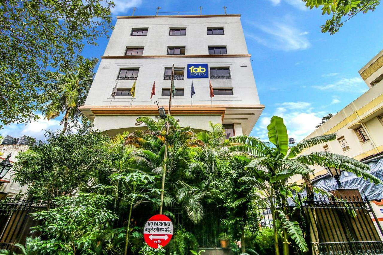 פונה The President Hotel Shivajinagar מראה חיצוני תמונה