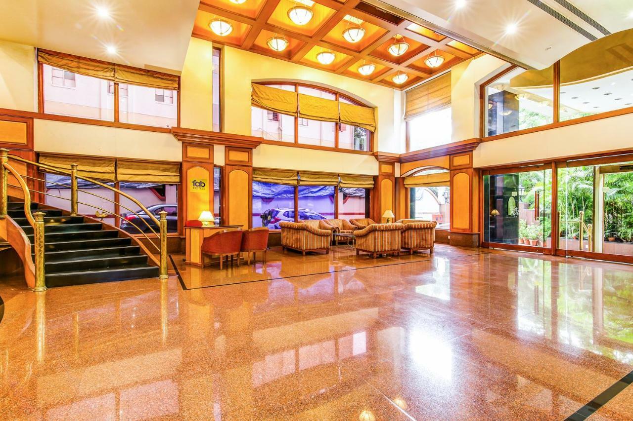 פונה The President Hotel Shivajinagar מראה חיצוני תמונה