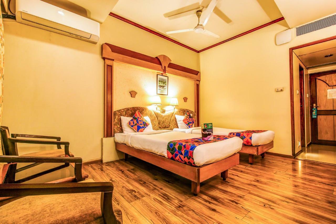 פונה The President Hotel Shivajinagar מראה חיצוני תמונה